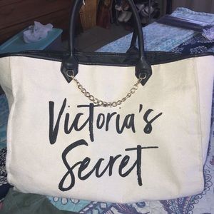 Victoria’s Secret tote